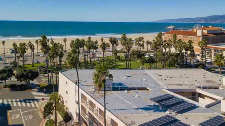 Rent Apartments in Santa Monica with Ocean Front Features