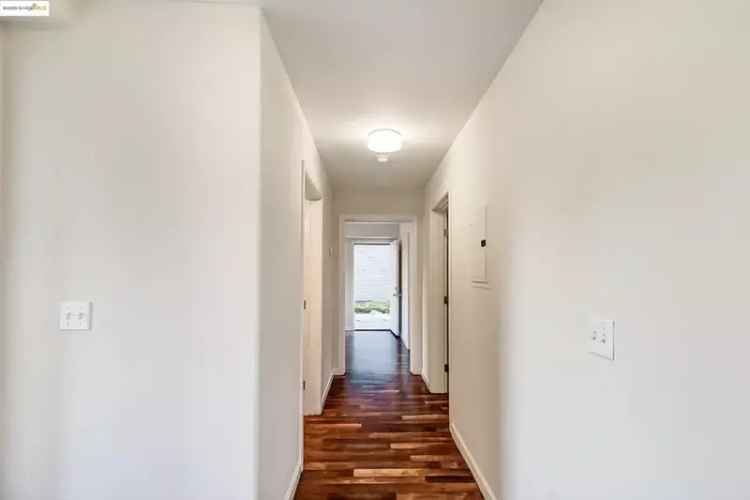 Rent a spacious duplex in West Oakland with modern finishes and backyard