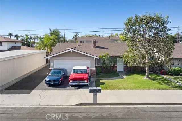 House For Sale in 375, Woodland Place, Costa Mesa, California