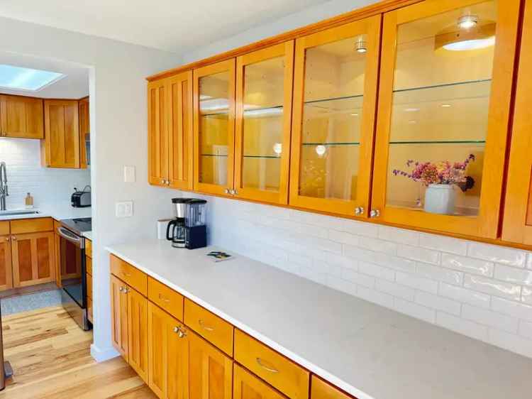 Rent Furnished Condo in Bennet Valley with Scenic Views and Modern Features