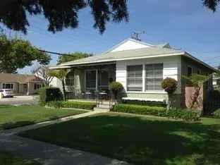 House for Rent in Lakewood with 3 Bedrooms and Large Backyard