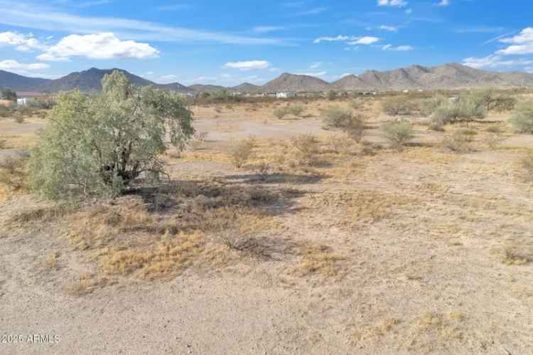 Buy Land in Maricopa with Beautiful Desert Features and Mountain Views