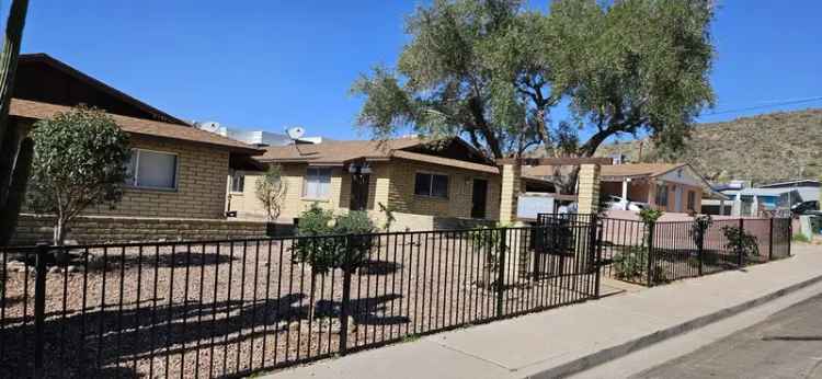 Rent Spacious 1 Bedroom Apartment in Sunnyslope Area with Parking