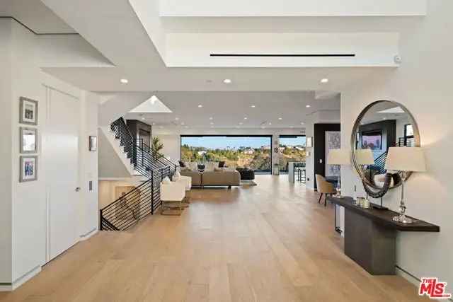 House For Sale in 1200, Linda Flora Drive, Los Angeles, California