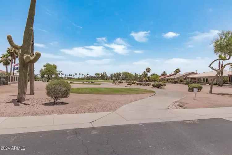 Buy House in Pebble Creek with Golf Course Views and Luxury Features