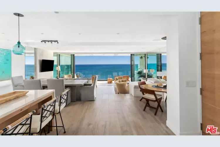 House For Sale in Malibu, California