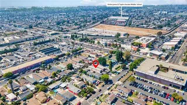 House For Sale in 1252, East 108th Street, Los Angeles, California