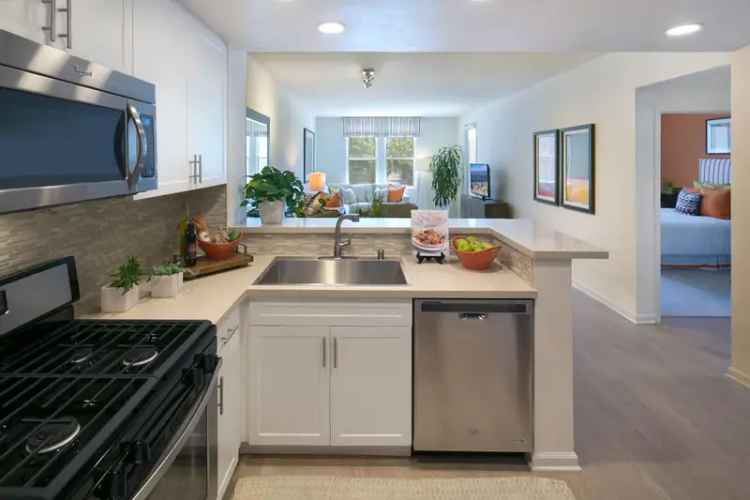 Rent Apartments in Redwood City with Gated Parking and On-Site Dining