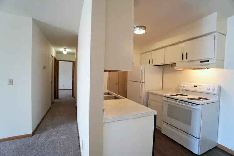 Rent Apartments at Lake Phalen Place with Modern Amenities