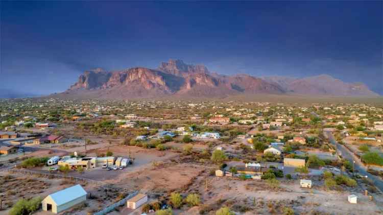 Rent Apartments near Superstition Mountains with Exclusive Amenities