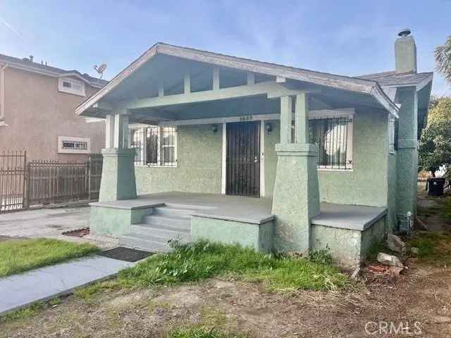 House For Sale in 1449, West 55th Street, Los Angeles, California