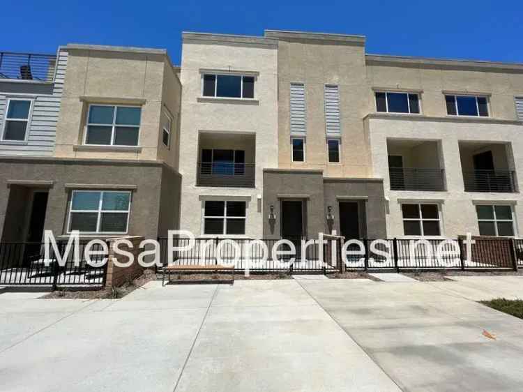 Luxury Townhouse for Rent in Upland with 4 Bedrooms and Solar Panels