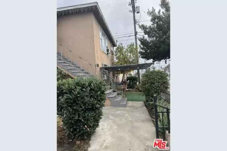 Short Sale Rent Apartment in Koreatown with 6 Units Near USC