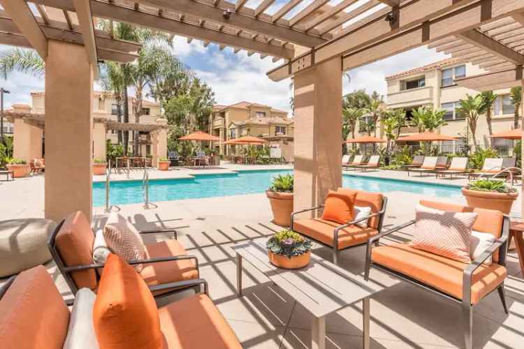 Rent Apartments in San Mateo with Patios and Balconies