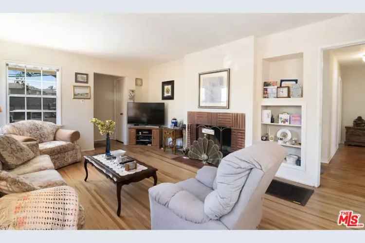 House For Sale in 11821, Atlantic Avenue, Culver City, California