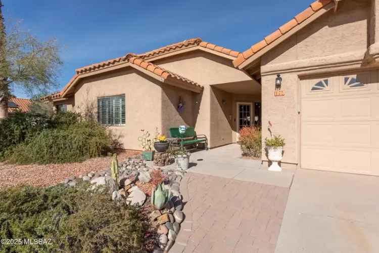 Buy house in Copper Creek Oro Valley with pool and mountain views