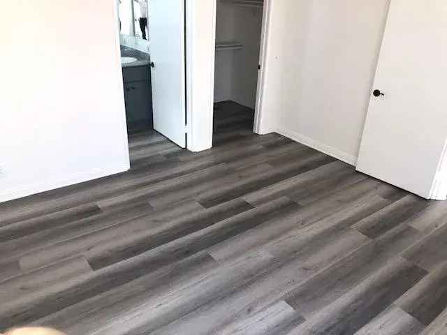 Rent beautiful apartment in Hollywood with modern features and amenities