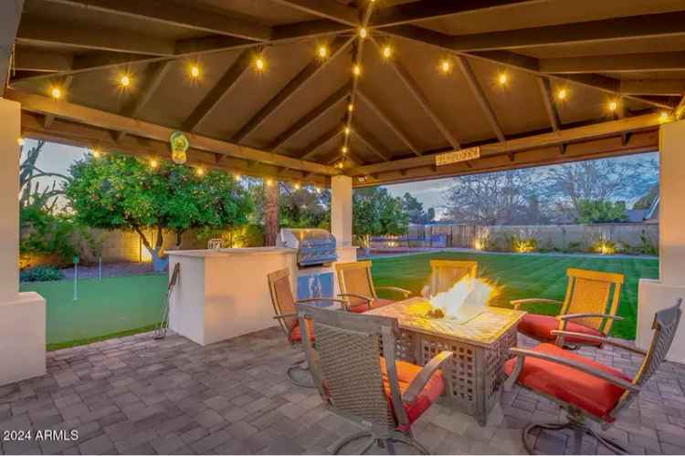 Luxury Buy House in Scottsdale with Resort-Style Backyard and Spacious Master Suite