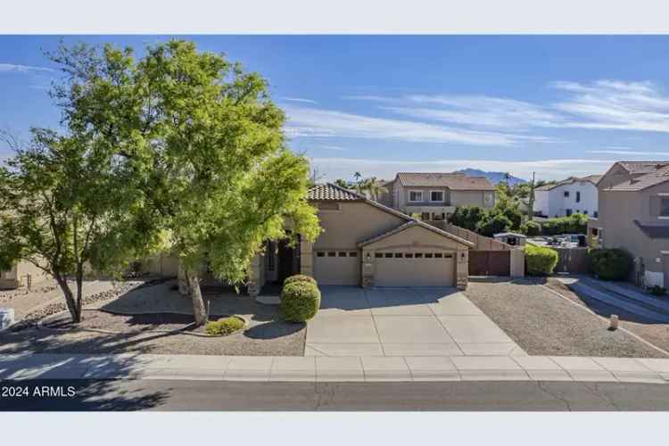 Buy House in Coronado Ranch with 3 Car Garage and Bonus Space