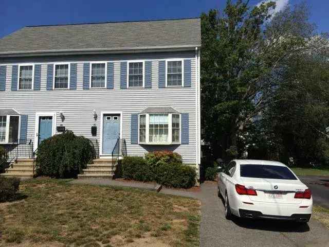 Townhouse for Rent in Newton with 3 Bedrooms and Backyard Features