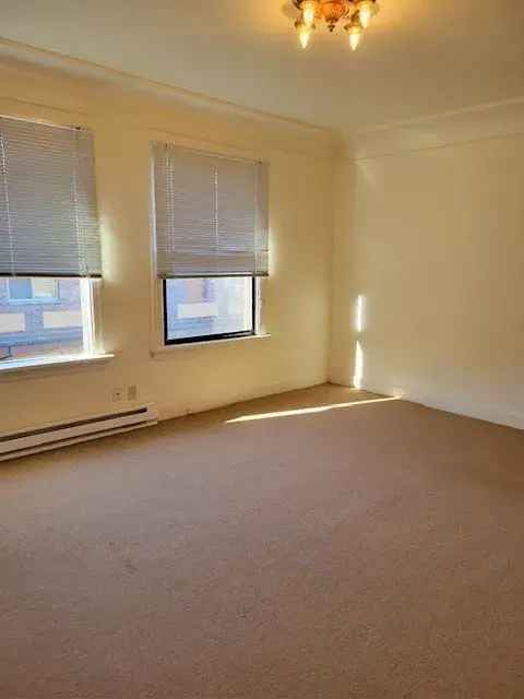 Rent Apartment Unit Near Downtown with Classic Brick Design