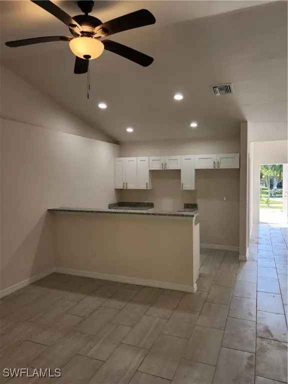 House For Sale in Cape Coral, Florida