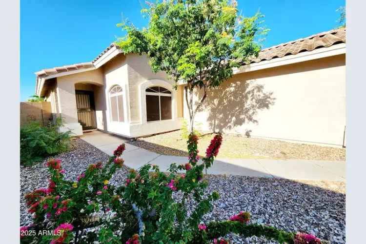 Rent House in Sundance Active Adult Community with Pools and Golf Nearby