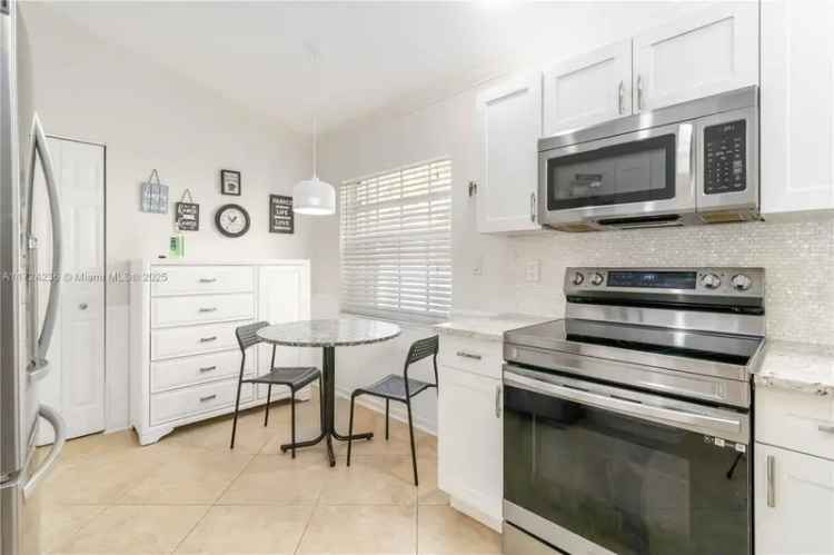 House For Sale in Boynton Beach, Florida