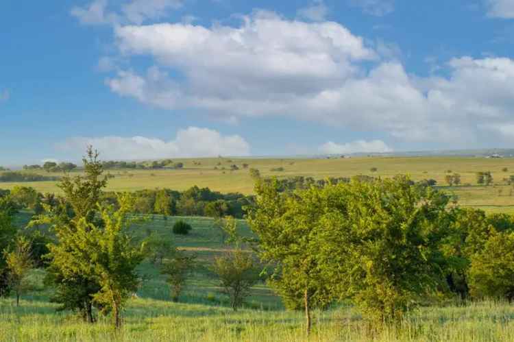 Luxury estate lot for sale in Bear Creek Ranch with hilltop views