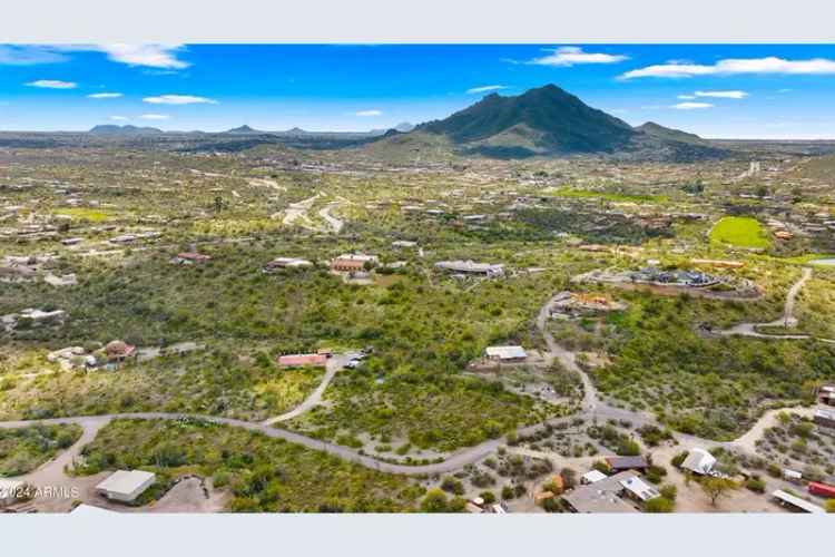 Rent Single Family Home in Cave Creek with Pool and Mountain Views