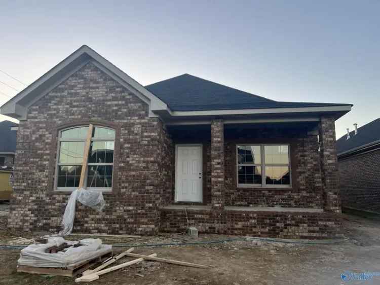 Buy New Construction Home with Ample Features in Vestavia Ct