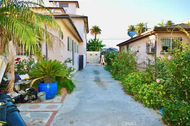 Buy Unique Duplex in Mid Los Angeles with Multiple Units and Views