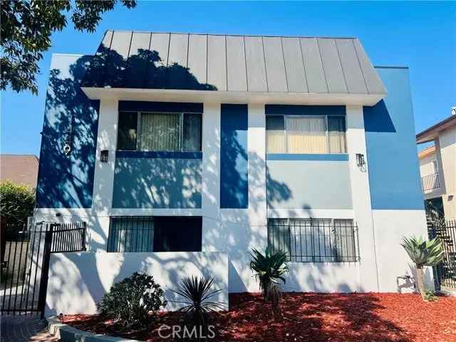 House For Sale in 1449, South Point View Street, Los Angeles, California