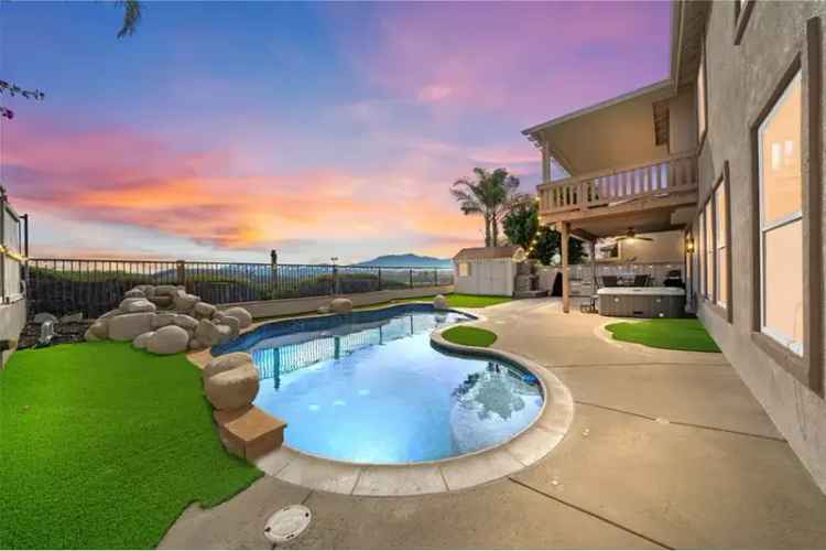 Buy Pool Home with a View in a Quiet Cul-De-Sac