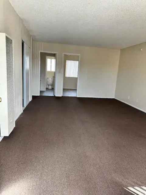 Rent Spacious Studio Apartment Near 210 Freeway