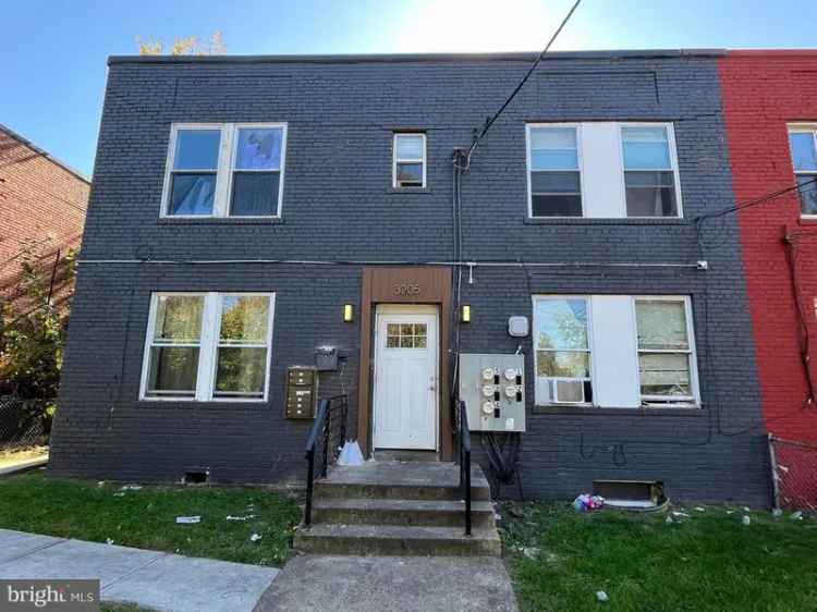 House For Sale in 3205, D Street Southeast, Washington, District of Columbia