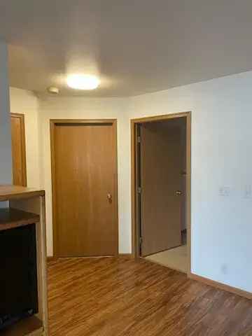 Rent Apartment Unit with Walkout Patio and Modern Amenities