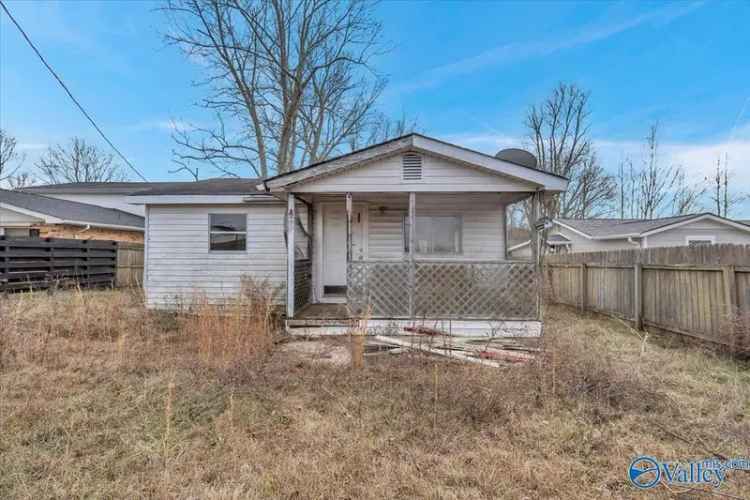 House For Sale in 666, Harvest Road, Harvest, Alabama