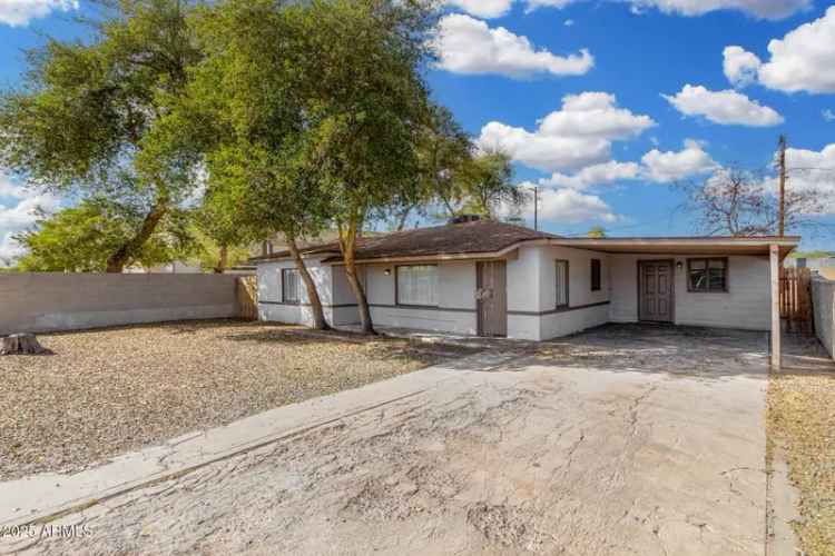 House For Sale in 7022, North 26th Drive, Phoenix, Arizona