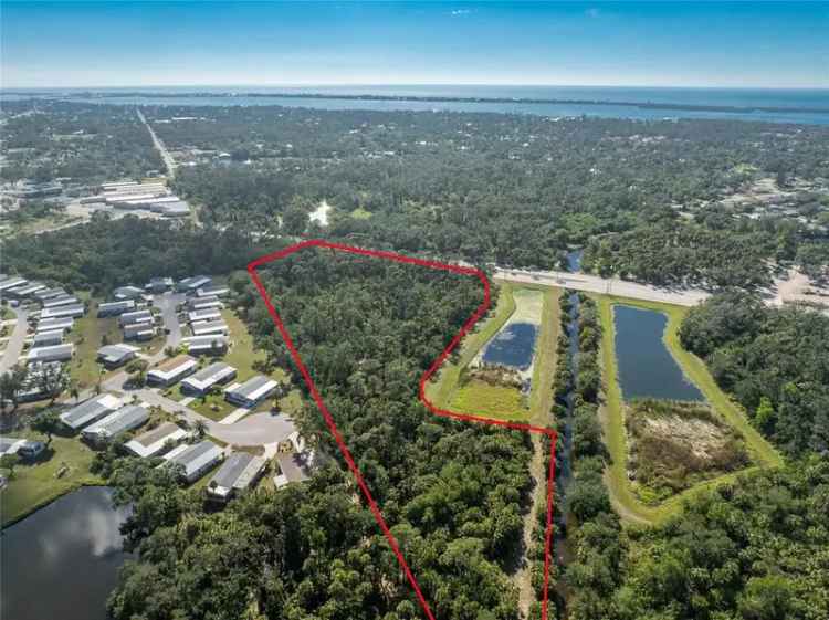 Land For Sale in Englewood, Florida