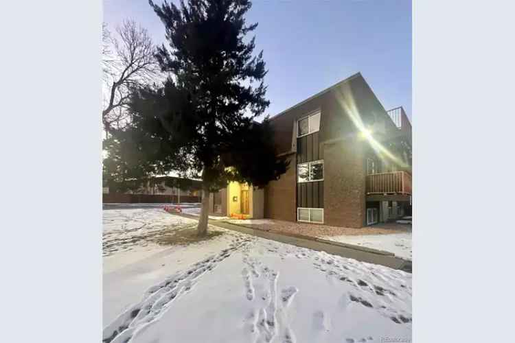 Buy 1 Bedroom Condo in Denver Technology Center with Pool and Fitness Center