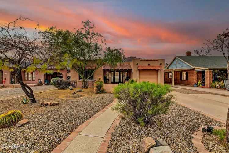 Buy Unique Home in Santa Fe, Phoenix with Modern Upgrades and Garage