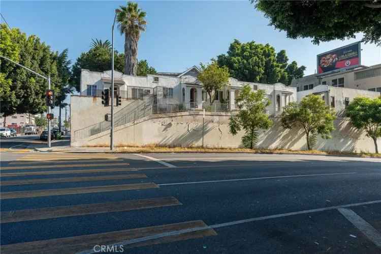 House For Sale in 272, South Burlington Avenue, Los Angeles, California