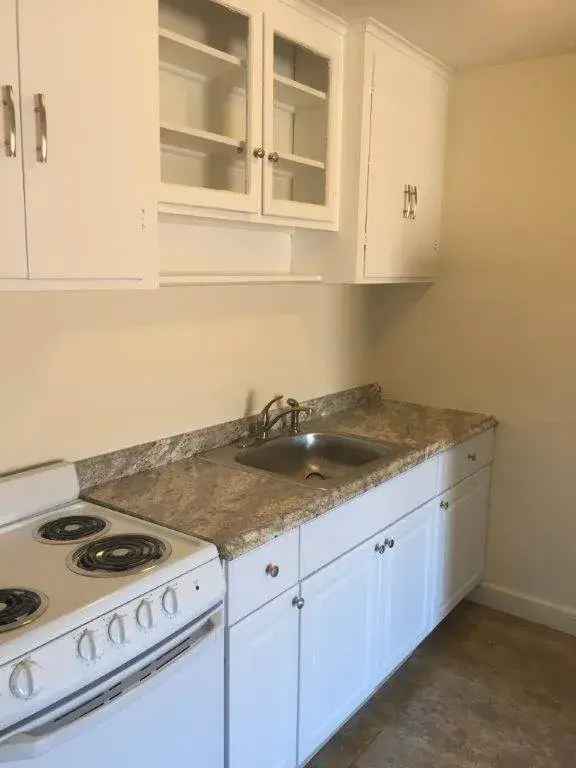 Rent Studio Apartment Unit with Off-Street Parking and Central Air