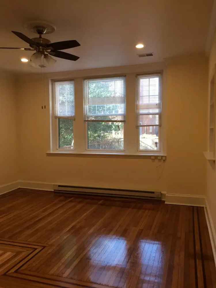 Rent Spacious Apartments in Historic Building Near Kahn Park