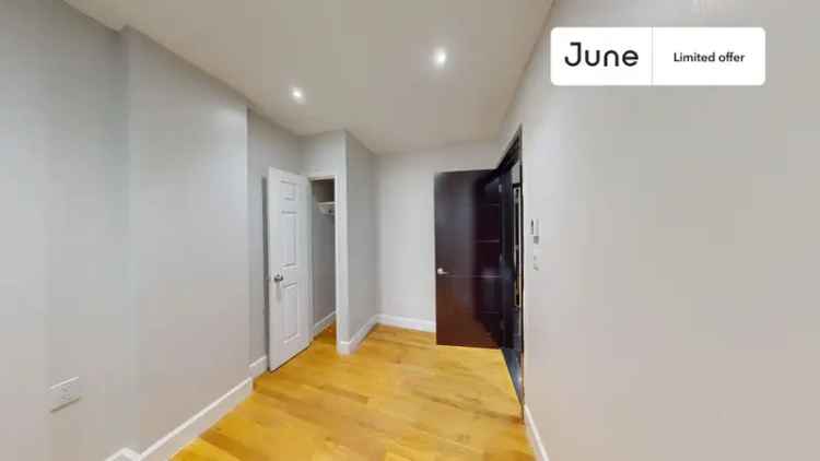 Rent Full Bedroom Apartment in Central Harlem with Great Amenities