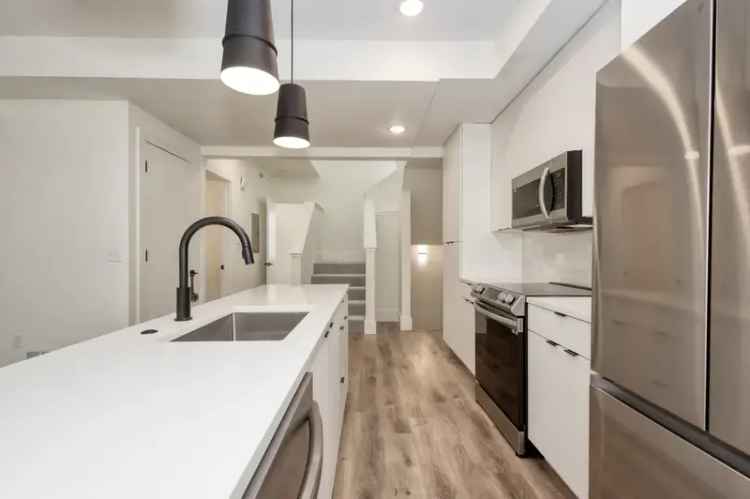 Luxury Apartments for Rent in Denver with Rooftop Decks