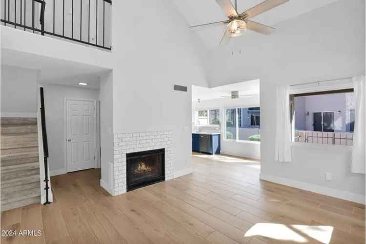 Rent Beautiful Townhome in Islands of Gilbert with Designer Touches