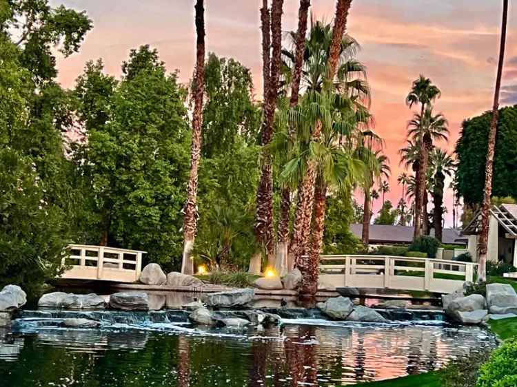 House For Sale in 220, Green Mountain Drive, Palm Desert, California