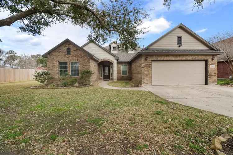 Buy Home in Rancho Isabella Angleton TX with Pool and Hot Tub